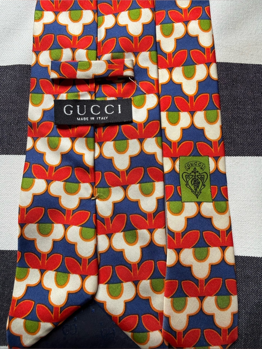Rare Gucci Pop Art Multicolor Red Blue Green Geometric Silk Tie - Picture 8 of 16